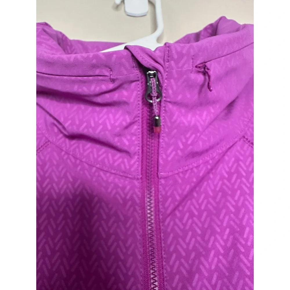 Lululemon Purple Run Speed Jacket Chevron Embossed Stowable Hood Women's 10
